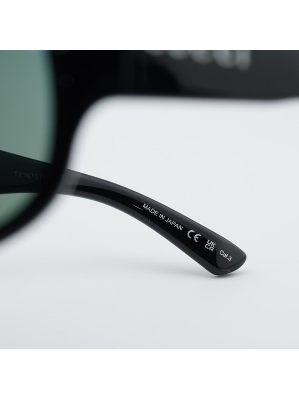 Gucci GG2168S 007 Sunglasses Shiny Black Shield Frame, Solid Green Lenses - Picture 8 of 10